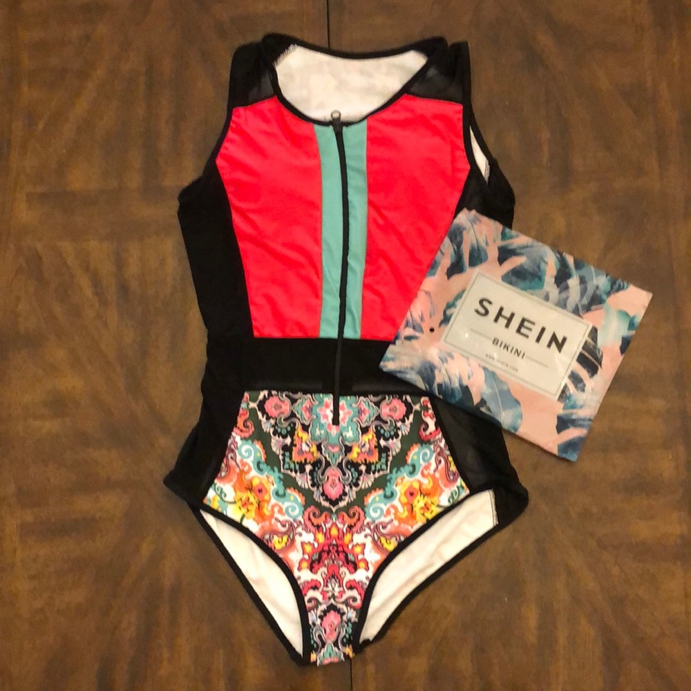 SHEIN cute swimsuit!